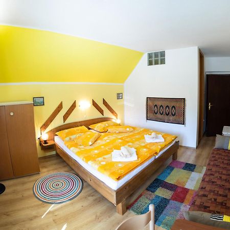 Apartments And Rooms Razen Bohinj Luaran gambar