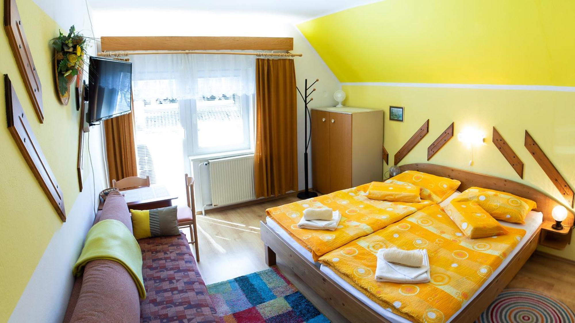Apartments And Rooms Razen Bohinj Luaran gambar