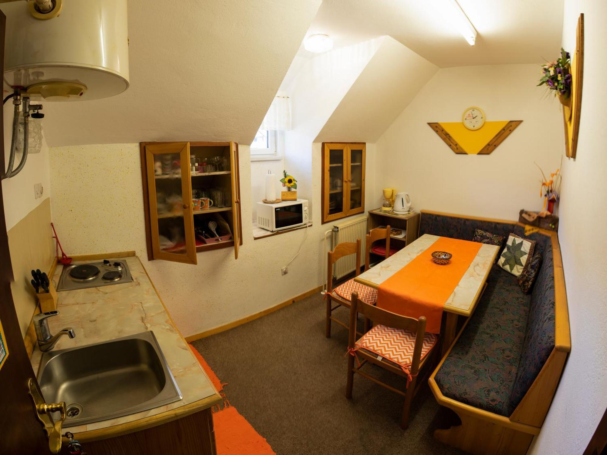 Apartments And Rooms Razen Bohinj Luaran gambar