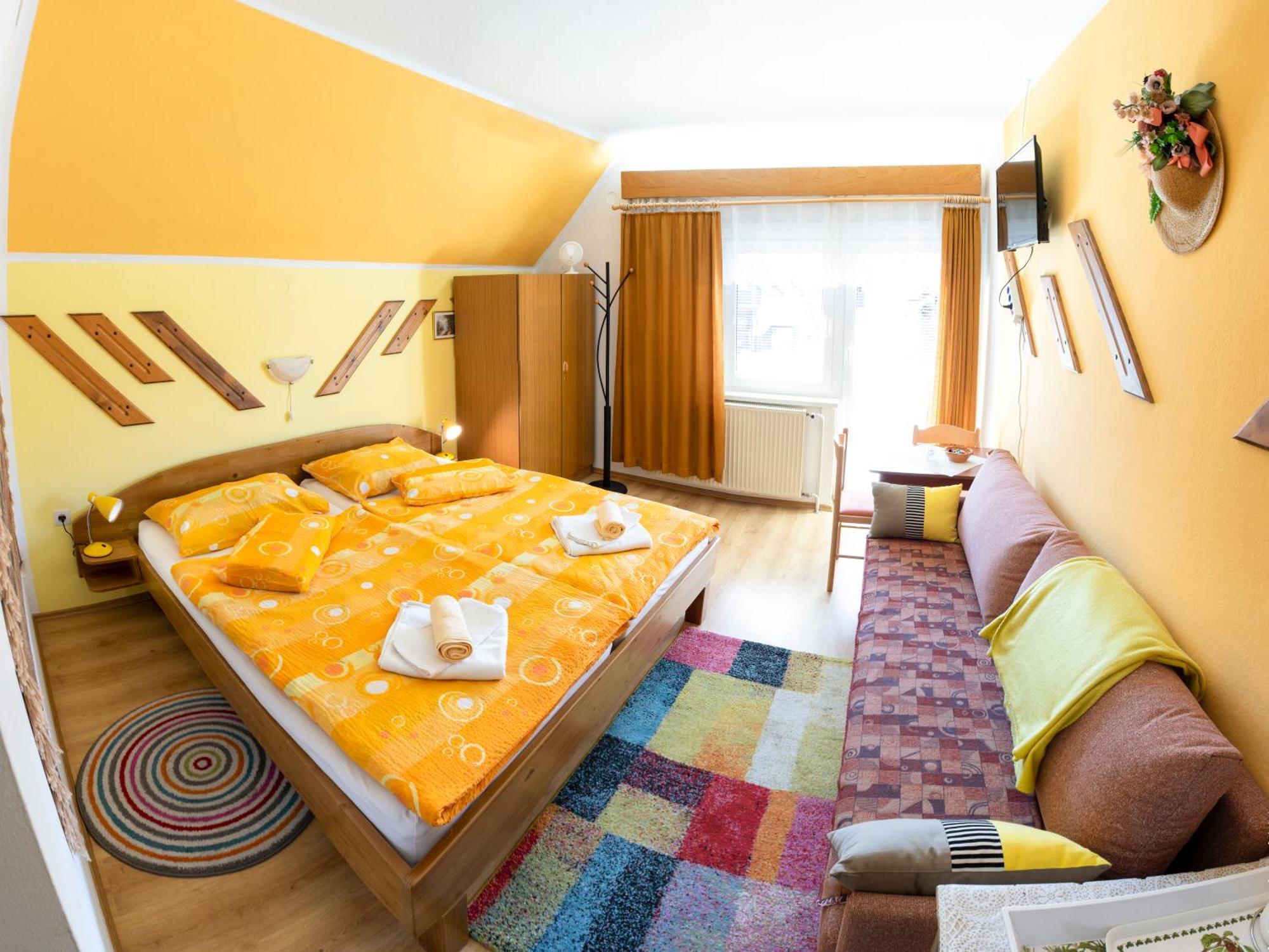 Apartments And Rooms Razen Bohinj Luaran gambar